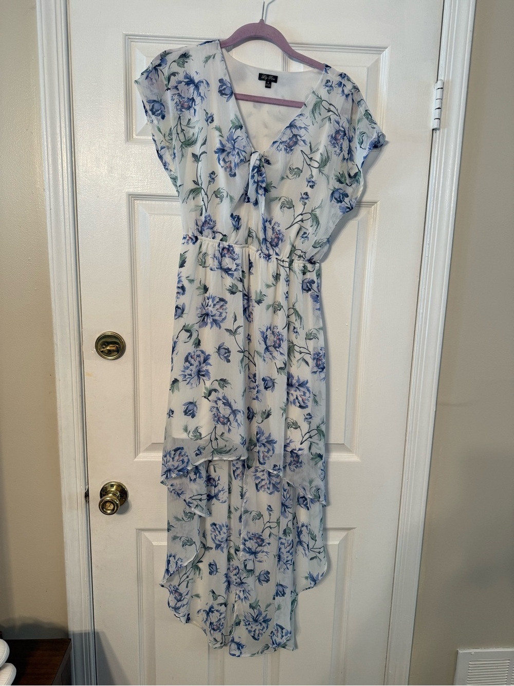 Lily Rose White Top with Lilac Trim